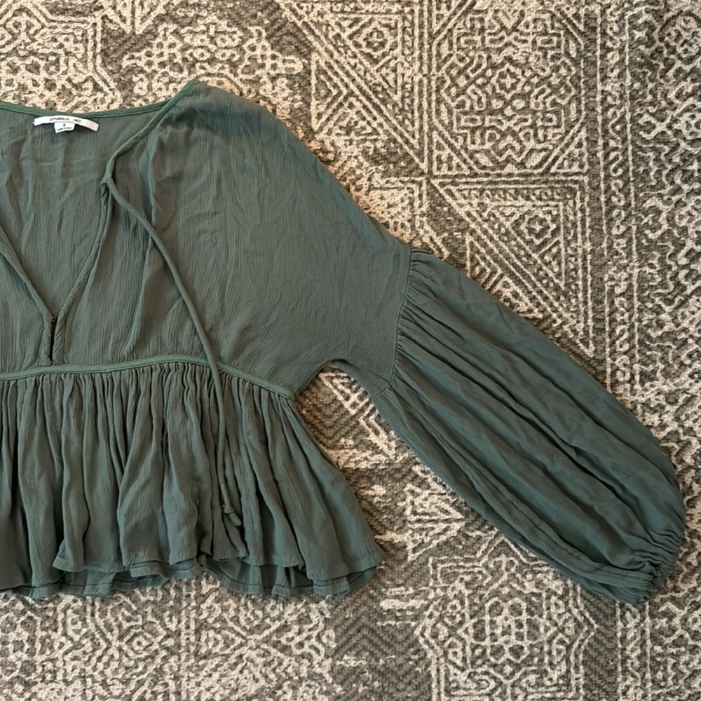 O’Neill Cropped Blouse - Picture 4 of 12